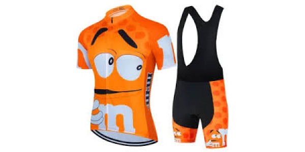 Tausende Radfahrer nehmen am Radrennen im Zoige-Nationalpark teil